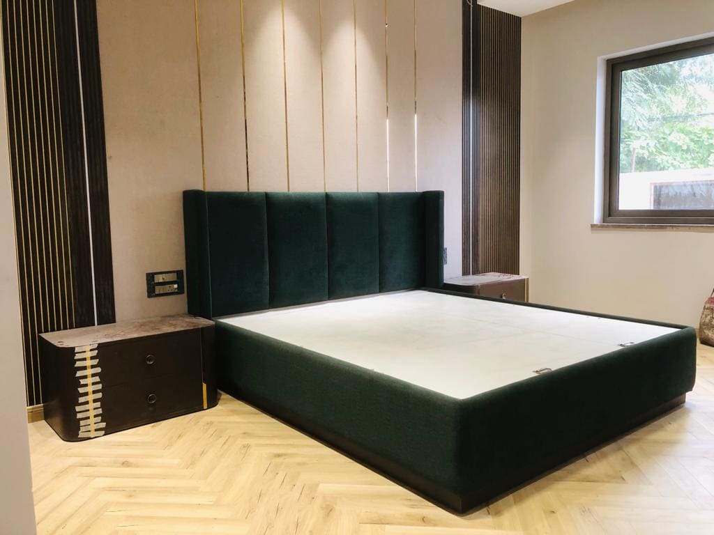 Emerald Velvet Bed